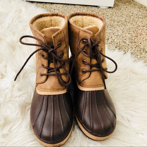 poshmark duck boots